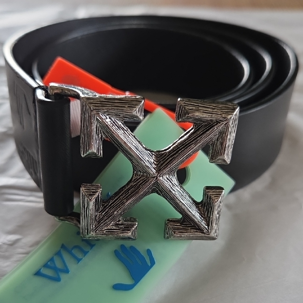 Off-White Arrow Black Belt with COA